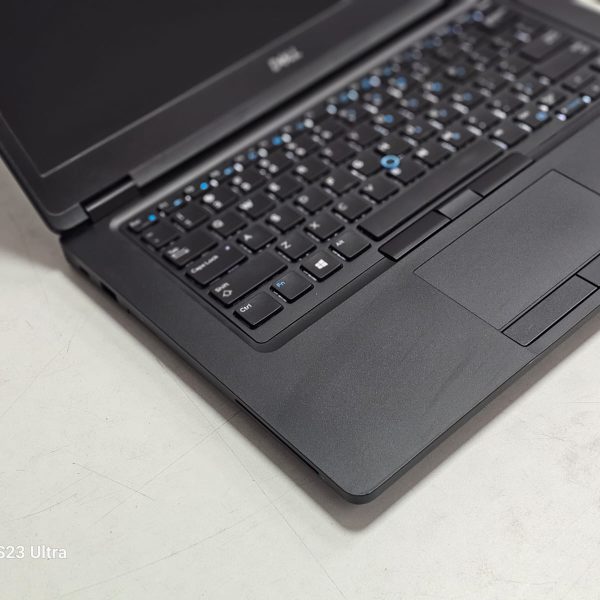 Second image of DELL LATITUDE 5490 / i5-8TH GEN / 8 GB RAM / 16 GB RAM / 32 GB RAM / 256 GB SSD / 512 GB SSD / 1 TB SSD /  14” (35 cm) / Windows 10 Pro