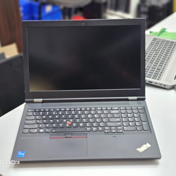 LENOVO P15 GEN 1 THINKPAD WORKSTATION / I7-10TH GEN / 8 GB RAM / 16 GB RAM / 32 GB RAM / 256 GB SSD / 512 GB SSD / 1 TB SSD /  14" / Windows 10 Pro