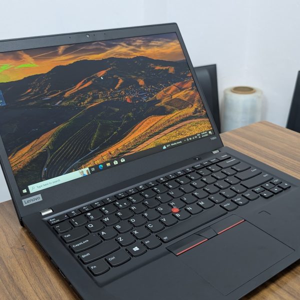 Second image of LENOVO THINKPAD T480S/90S / I7-8TH GEN / 8 GB RAM / 16 GB RAM / 32 GB RAM / 256 GB SSD / 512 GB SSD / 1 TB SSD /  14" / Windows 10 Pro(IND)